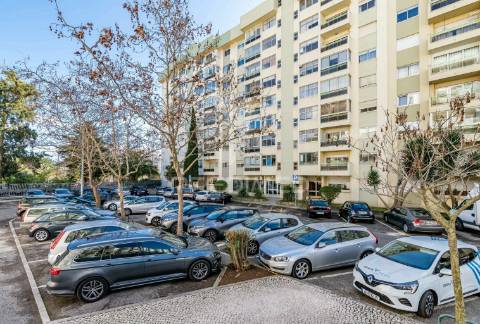 Apartamento t2 | vista mar | paço de arcos