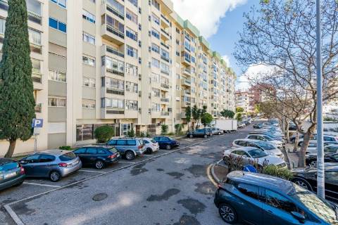 Apartamento t2 | vista mar | paço de arcos