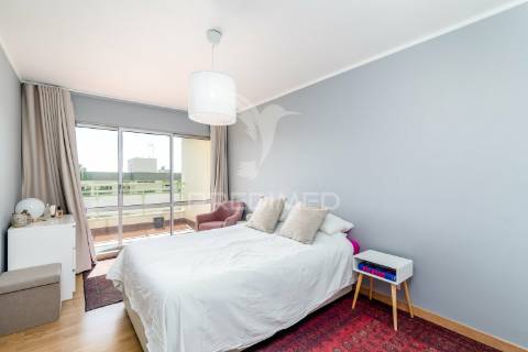 Apartamento t2 | vista mar | paço de arcos