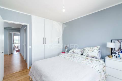 Apartamento t2 | vista mar | paço de arcos