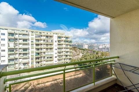 Apartamento t2 | vista mar | paço de arcos