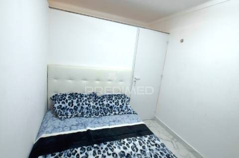 Apartamento t0 + 3 remodelado para arrendar ao ano