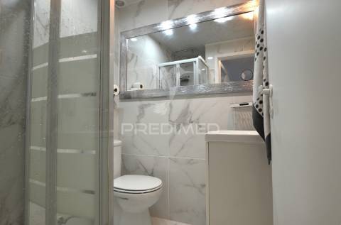 Apartamento t0 + 3 remodelado para arrendar ao ano