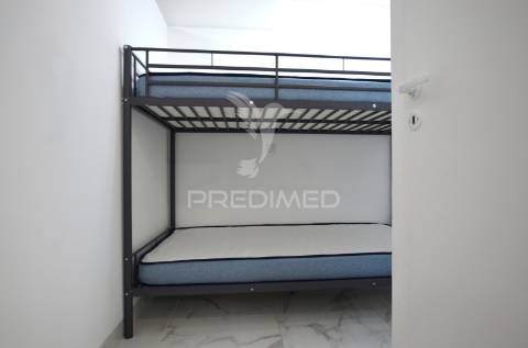 Apartamento t0 + 3 remodelado para arrendar ao ano
