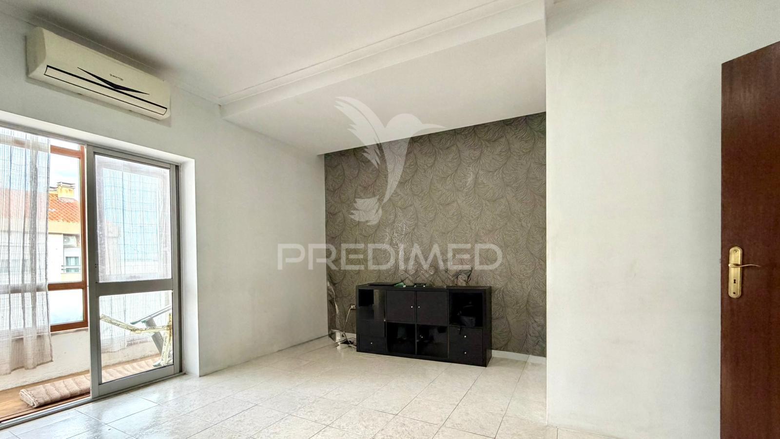 Apartamento t2+1 em alhos vedros