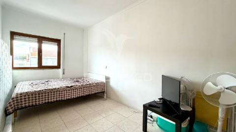 Apartamento t2+1 em alhos vedros