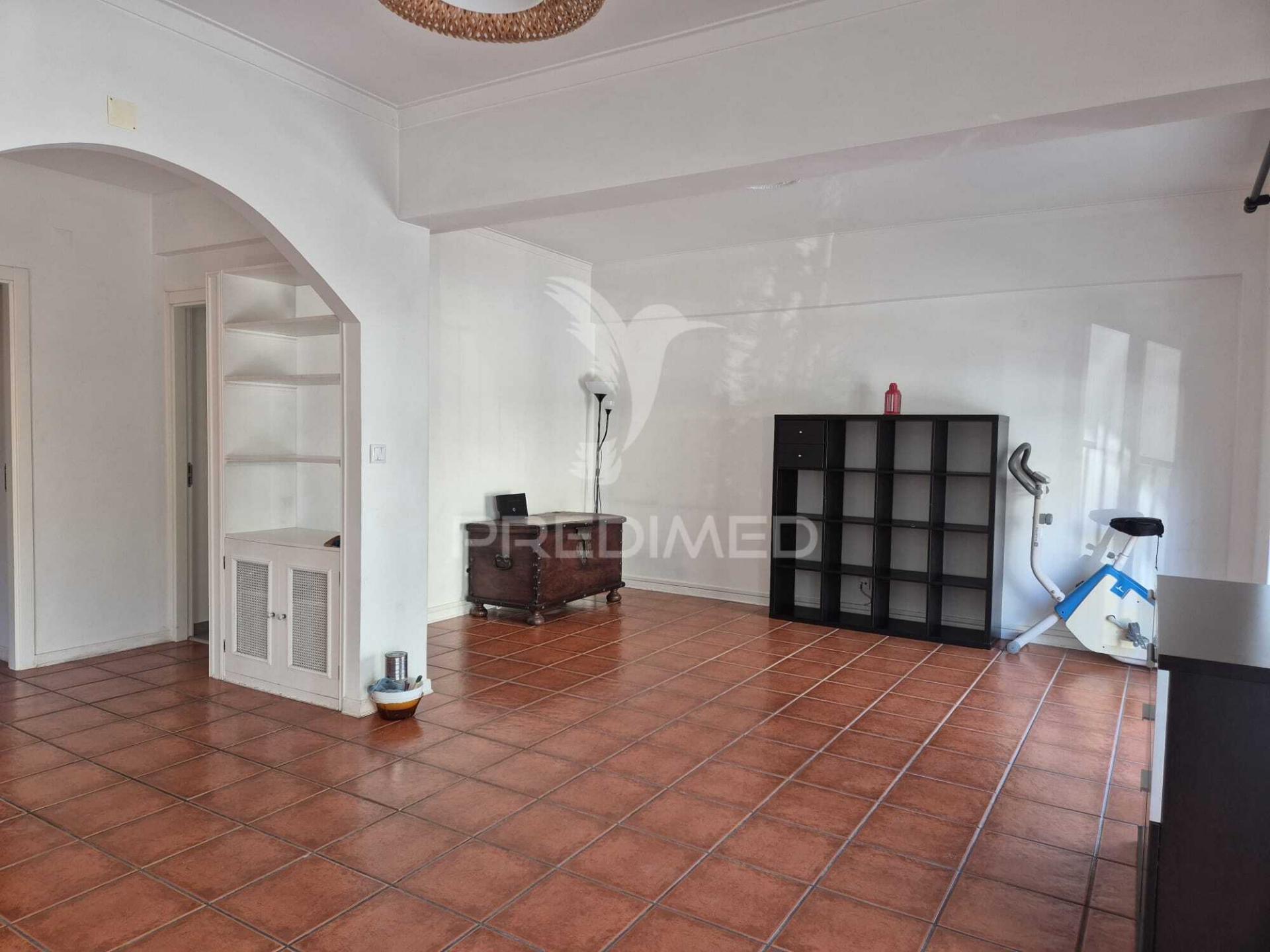 Moradia t2+2 corroios