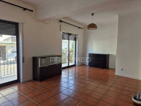 Moradia t2+2 corroios