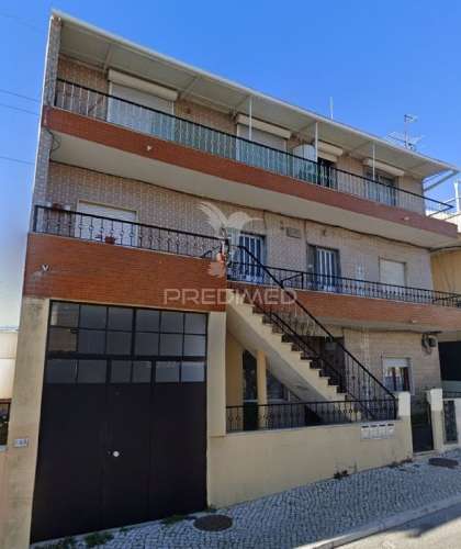 Apartamento t1+1 remodelado em são joão da talha