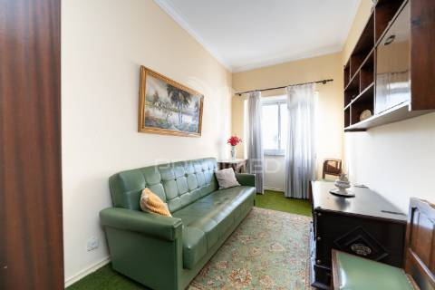 Apartamento t2, pontinha