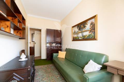 Apartamento t2, pontinha