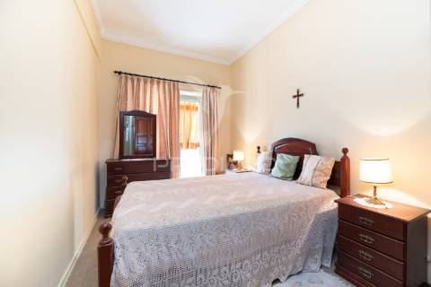 Apartamento t2, pontinha