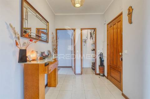 Apartamento t2 renovado em baguim do monte