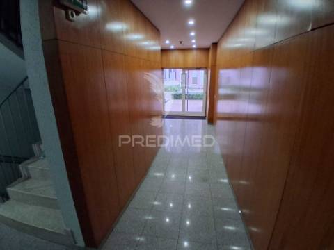 Apartamento t2 renovado em baguim do monte