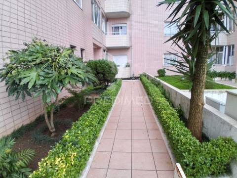 Apartamento t2 renovado em baguim do monte