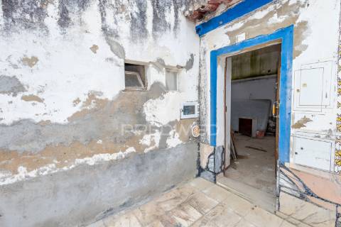 Moradia para renovar com 81 m²