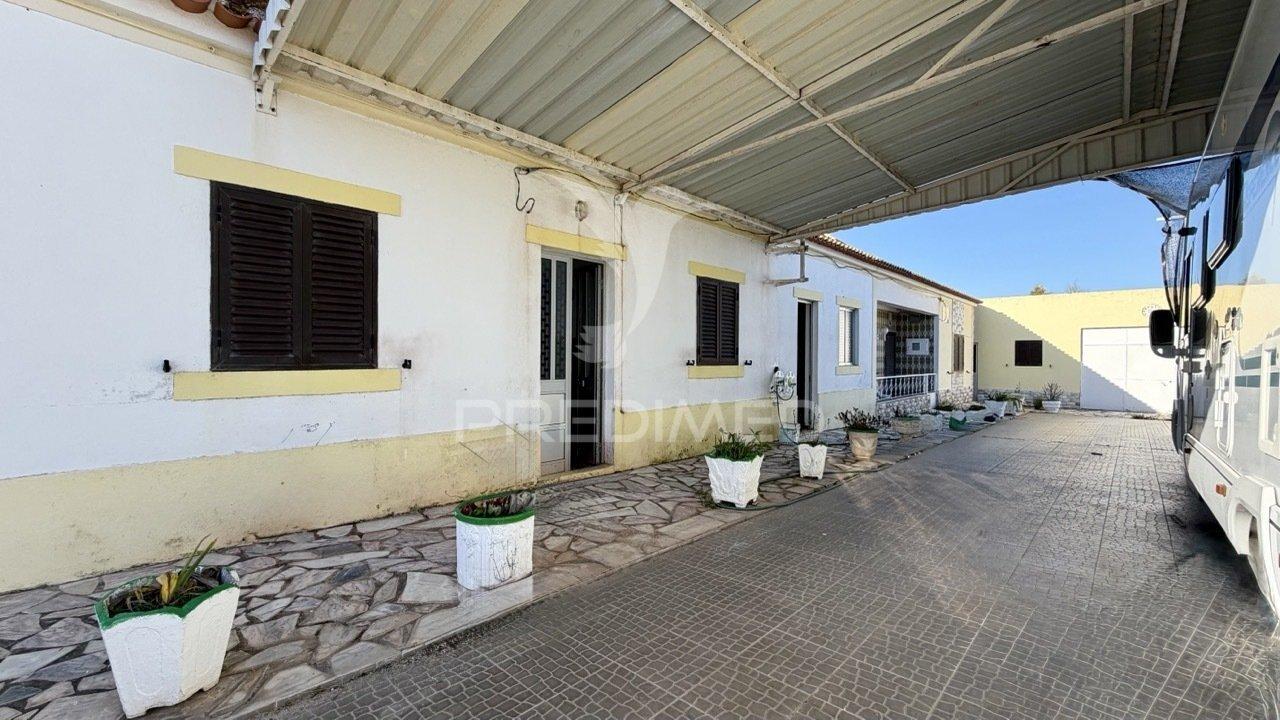 2 moradias t2 - rural