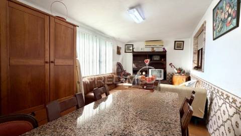 2 moradias t2 - rural