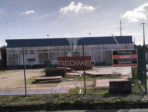 Armazém no vale de santarém