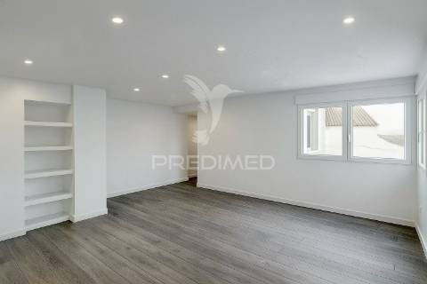 Apartamento t3 remodelado setúbal