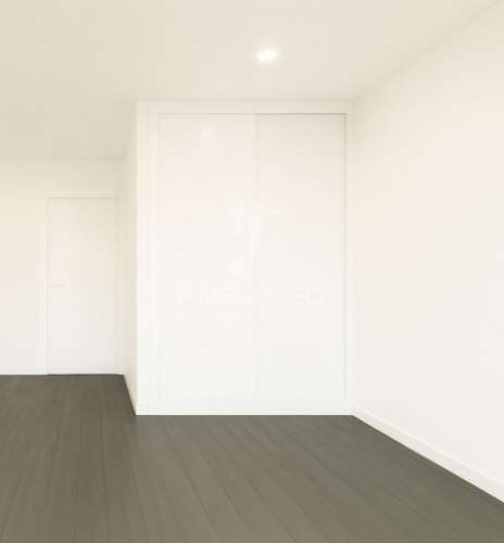 Apartamento t3 remodelado setúbal