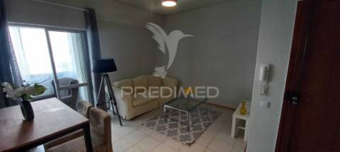 Vende se t1 bonfim/setúbal -mobilado  200.000€