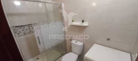 Vende se t1 bonfim/setúbal -mobilado  200.000€