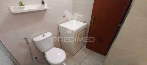 Vende se t1 bonfim/setúbal -mobilado  200.000€