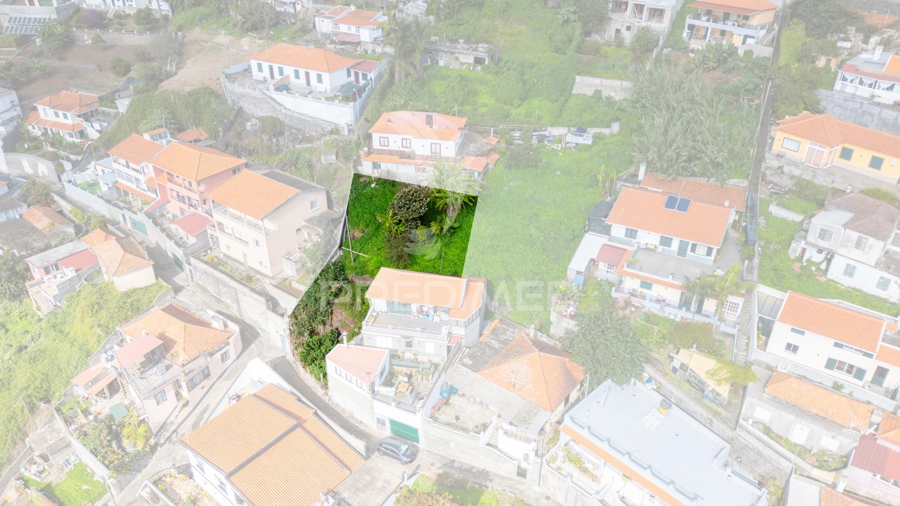 Terreno urbano com vista mar, no livramento, funchal