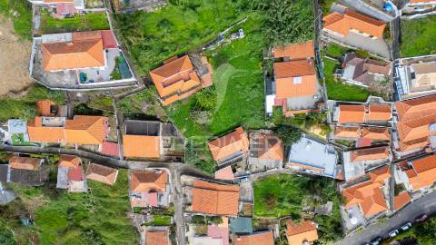 Terreno urbano com vista mar, no livramento, funchal