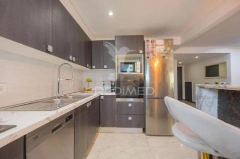 Apartamento t3 renovado - ermesinde