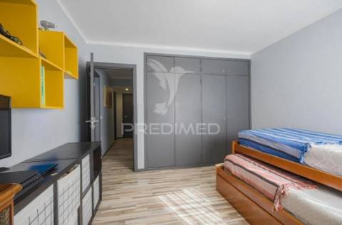 Apartamento t3 renovado - ermesinde