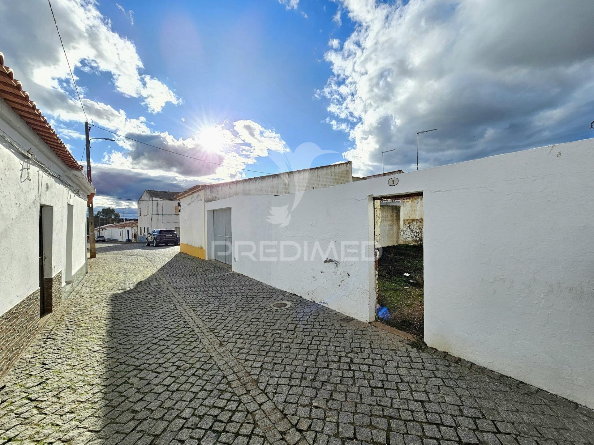 Terreno urbano para construção, na trindade, beja