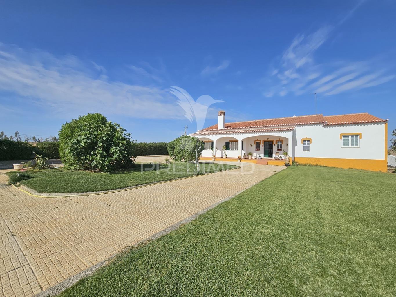 Herdade exclusiva no concelho de castro verde, alentejo