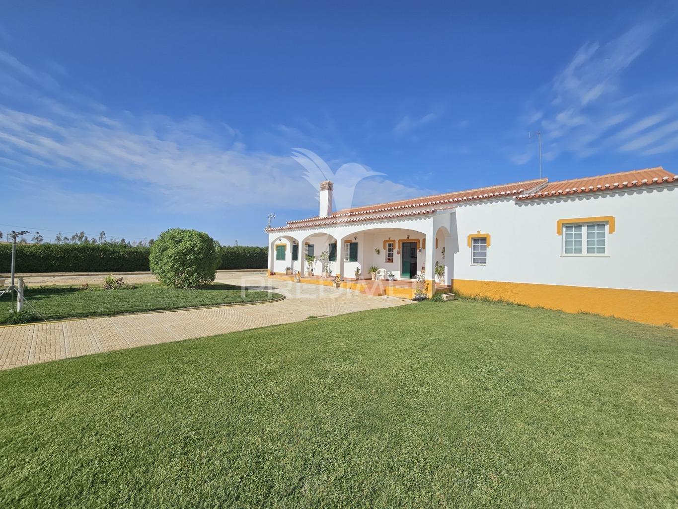 Herdade exclusiva no concelho de castro verde, alentejo