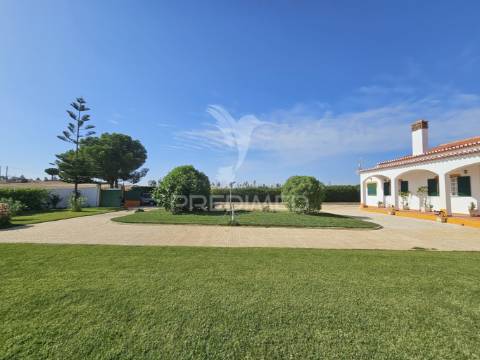 Herdade exclusiva no concelho de castro verde, alentejo