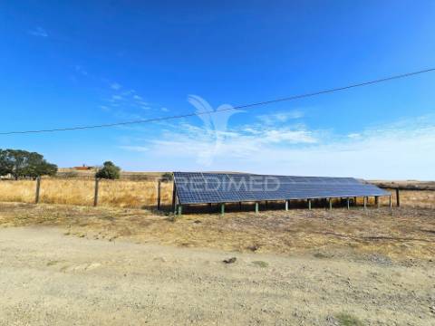 Herdade exclusiva no concelho de castro verde, alentejo