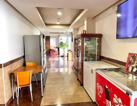 Espaço comercial / restaurante - 330 m2 em sines