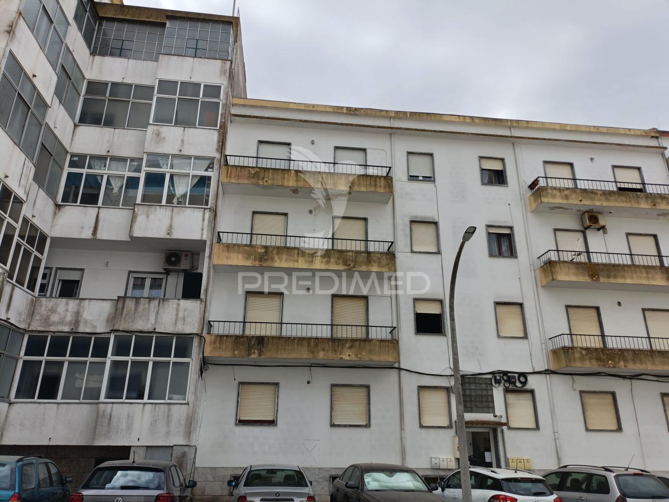 Apartamento t3 para venda no centro de beja
