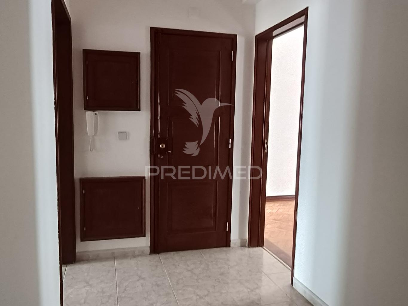 Apartamento t3 para venda no centro de beja