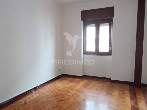 Apartamento t3 para venda no centro de beja