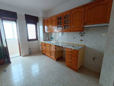 Apartamento t3 para venda no centro de beja