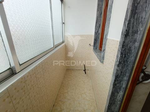 Apartamento t3 para venda no centro de beja