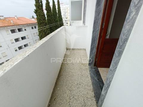 Apartamento t3 para venda no centro de beja