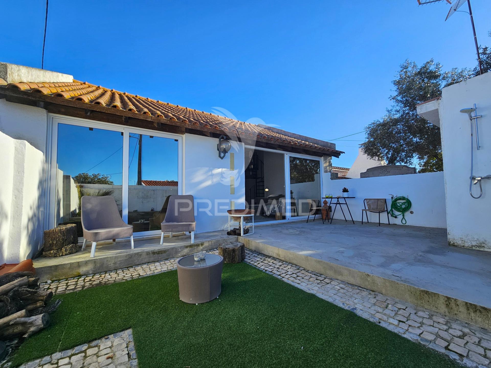 Moradia t2 renovada, em rolão, castro verde