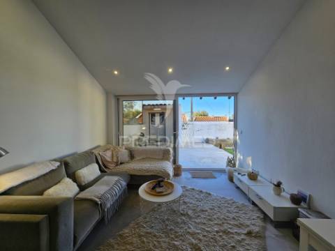 Moradia t2 renovada, em rolão, castro verde