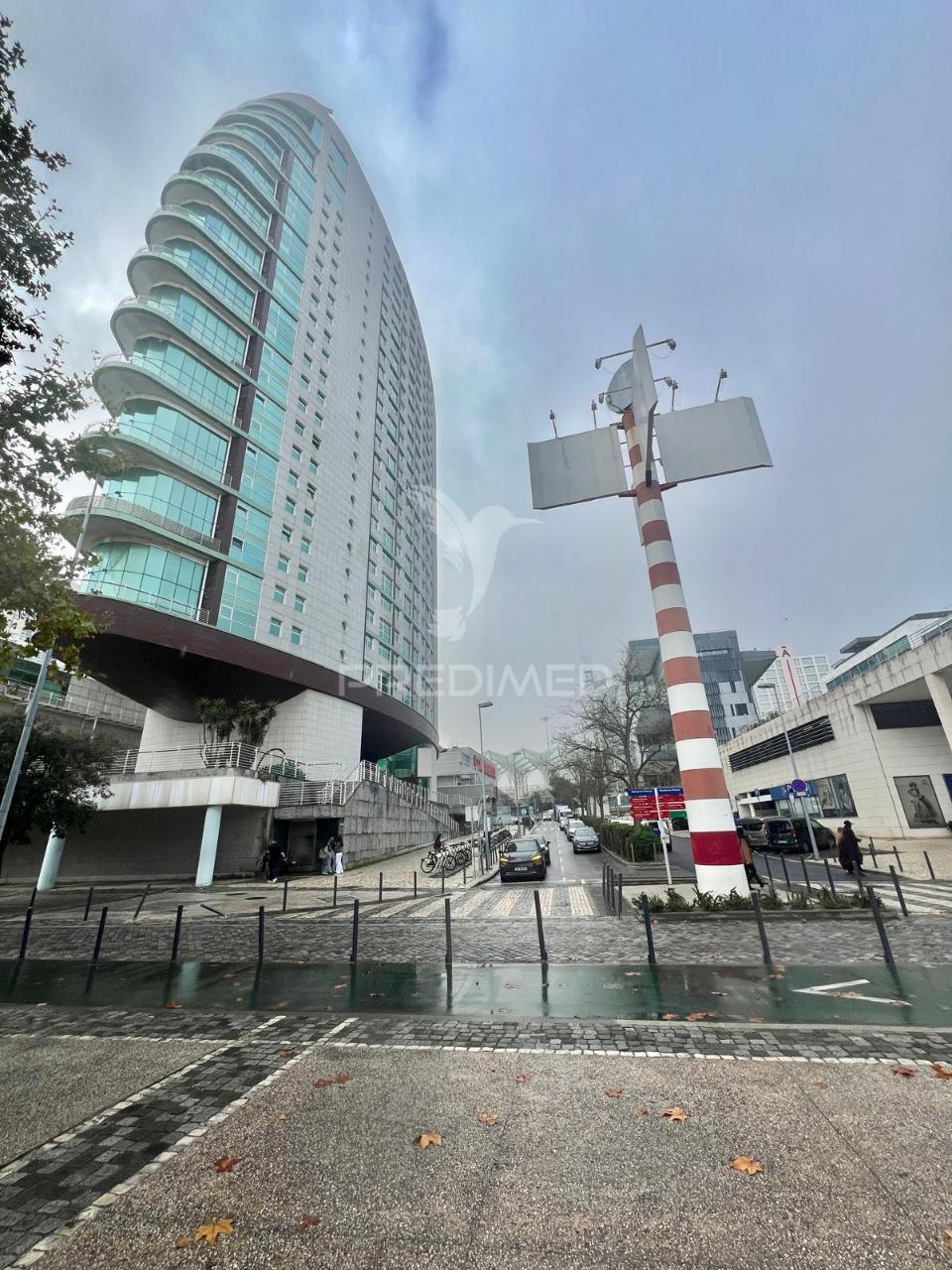 Apartamento t2 duplex _ parque das nações