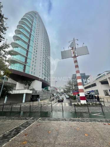 Apartamento t2 duplex _ parque das nações