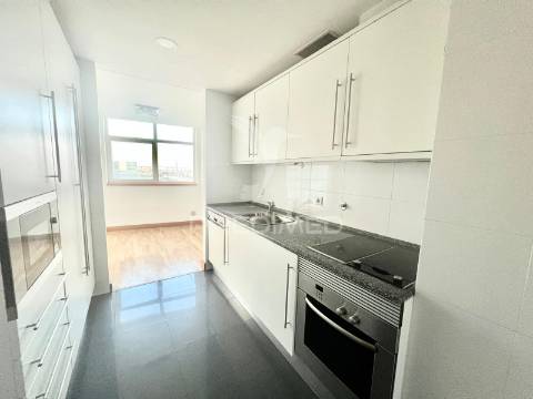 Apartamento t2 duplex _ parque das nações