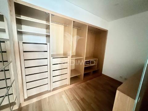 Apartamento t2 duplex _ parque das nações